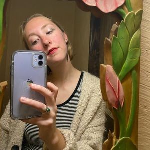 Meet your Posher, Emma